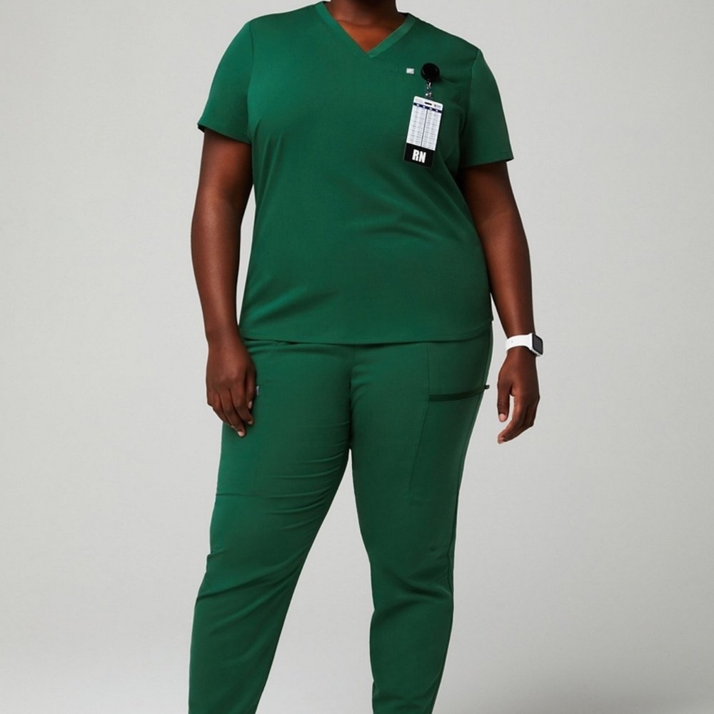 Fabletics Hunter Green Women's Scrub Set NEW size XL